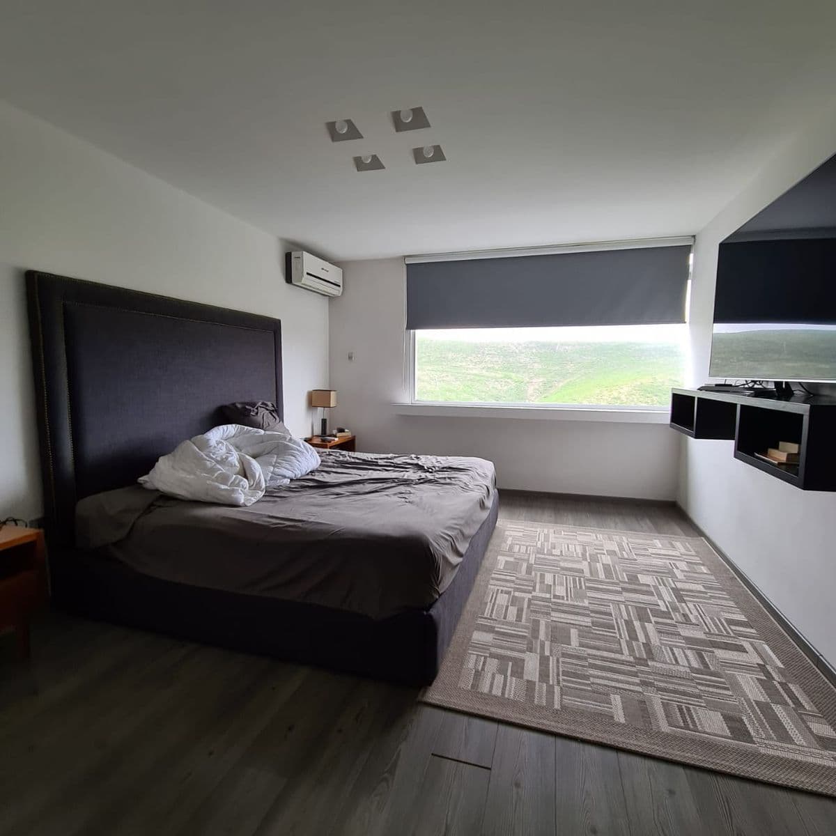 Departamento en venta en Cordillera del Marqués 2 recs 2.5 baños 8