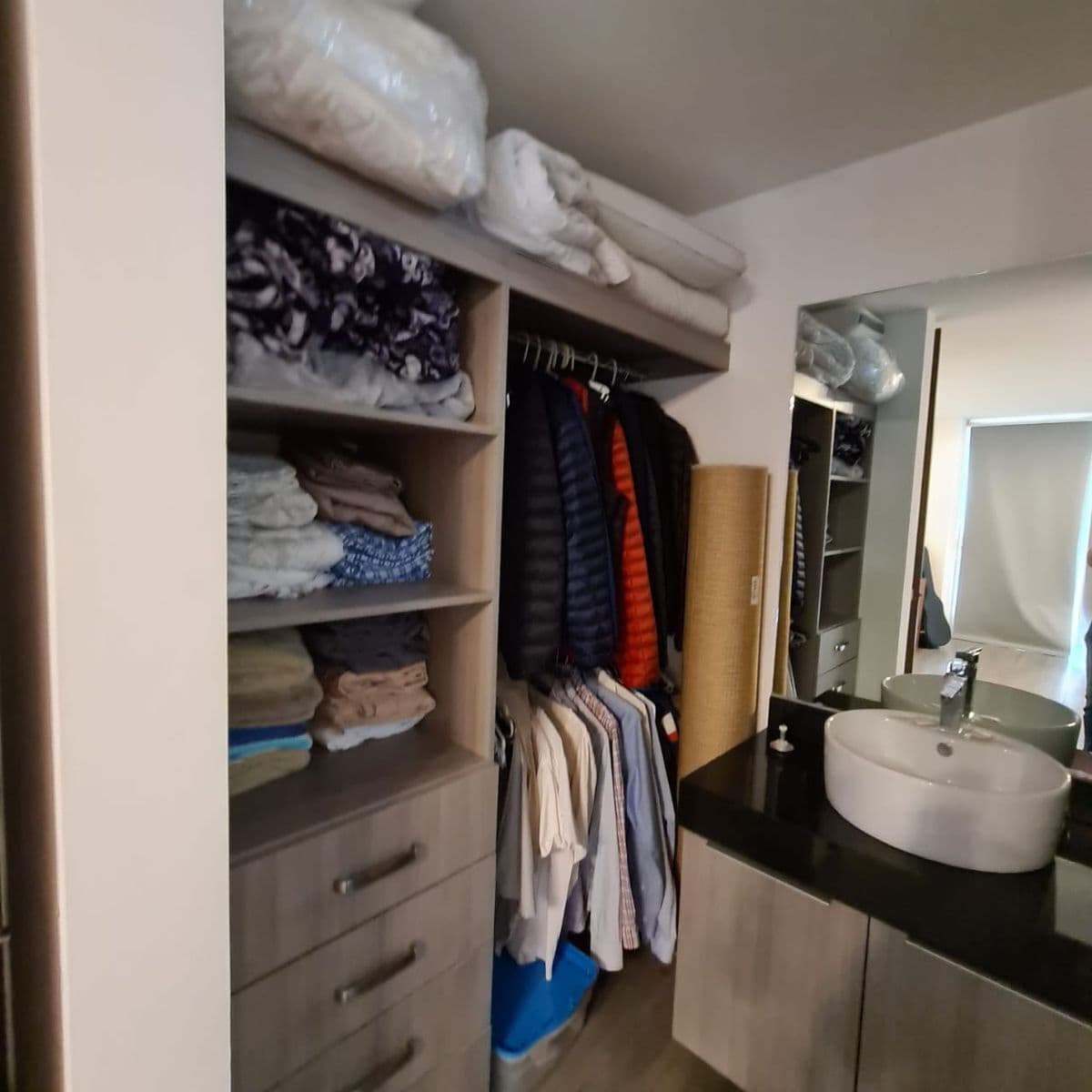 Departamento en venta en Cordillera del Marqués 2 recs 2.5 baños 9