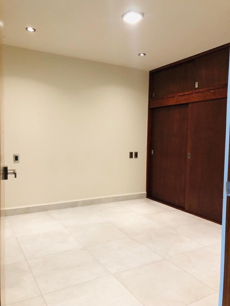 Departamento en Col. Jardín 1er piso con elevador, 3 recs 3 baños 12