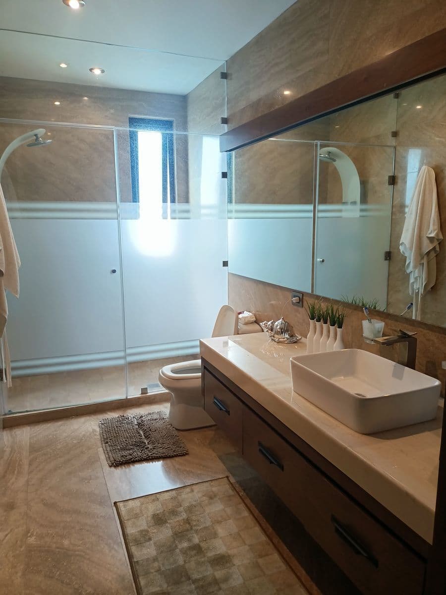 Hermosa casa en Venta Pedregal 2 4