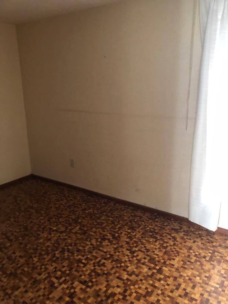 Casa en venta en Col. del Valle 5 habs 4.5 baños 2 habs en planta baja 8