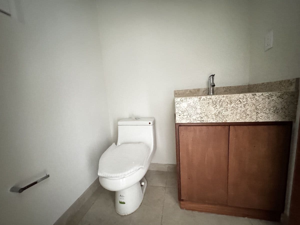 Casa en Venta en Fraccionamiento Tarragona con Zona de Juegos 5