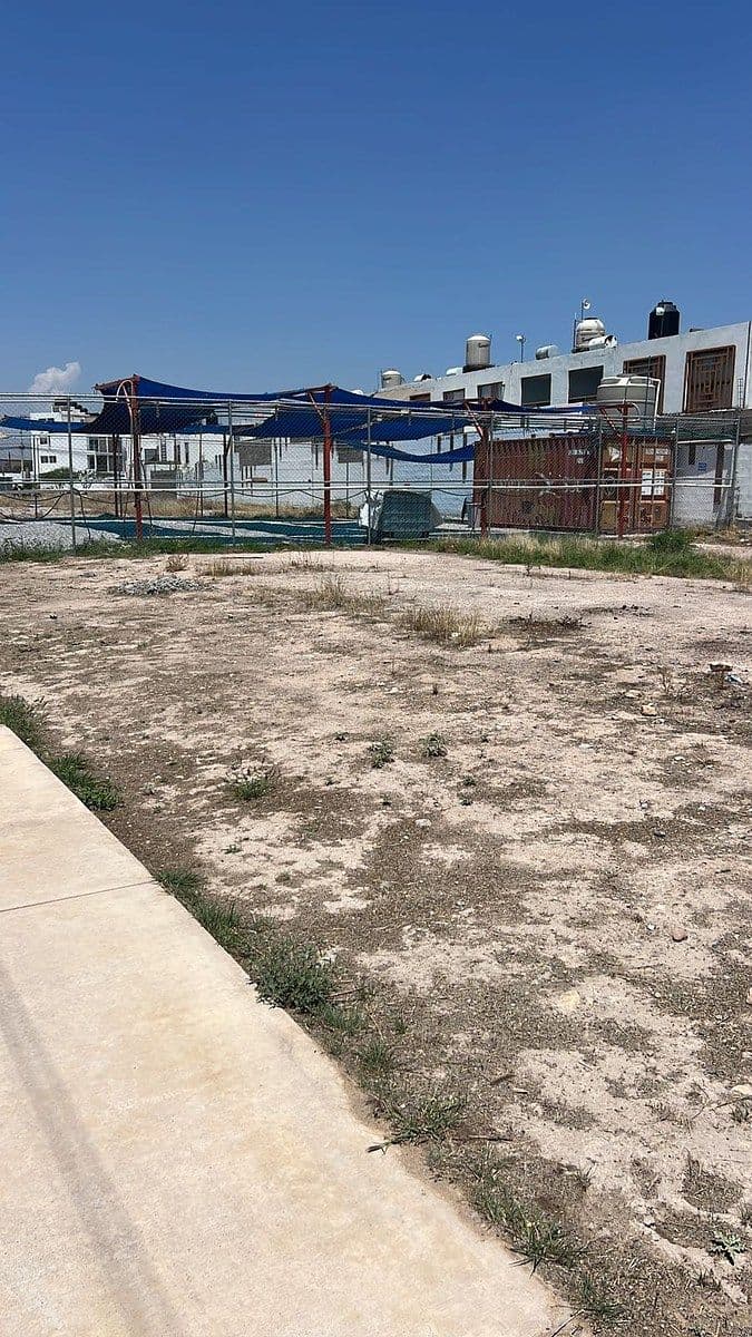 VENTA DE TERRENO VILLA DE POZOS 6