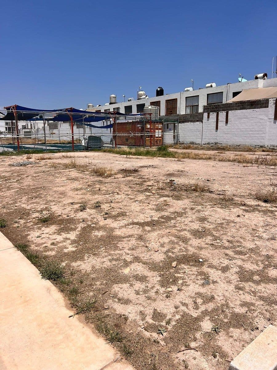 VENTA DE TERRENO VILLA DE POZOS 8