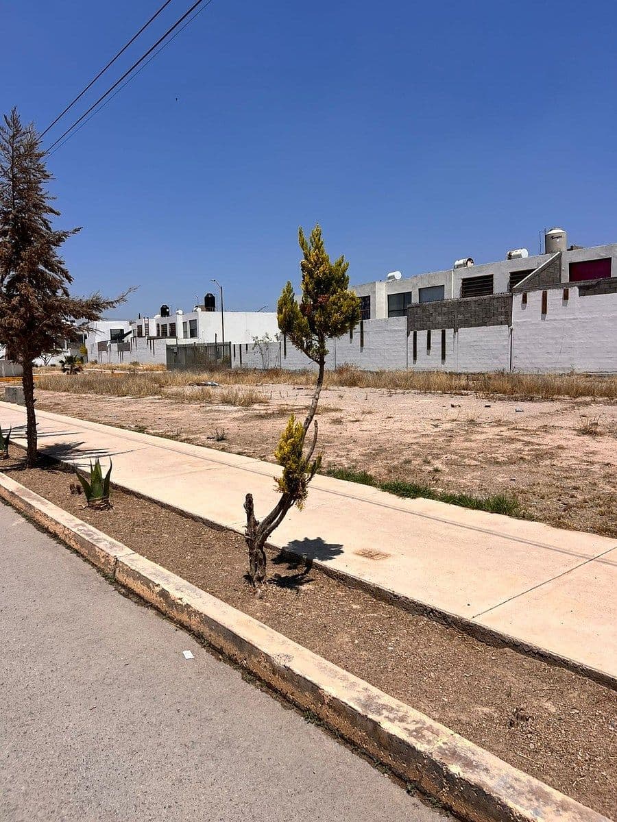 VENTA DE TERRENO VILLA DE POZOS 14