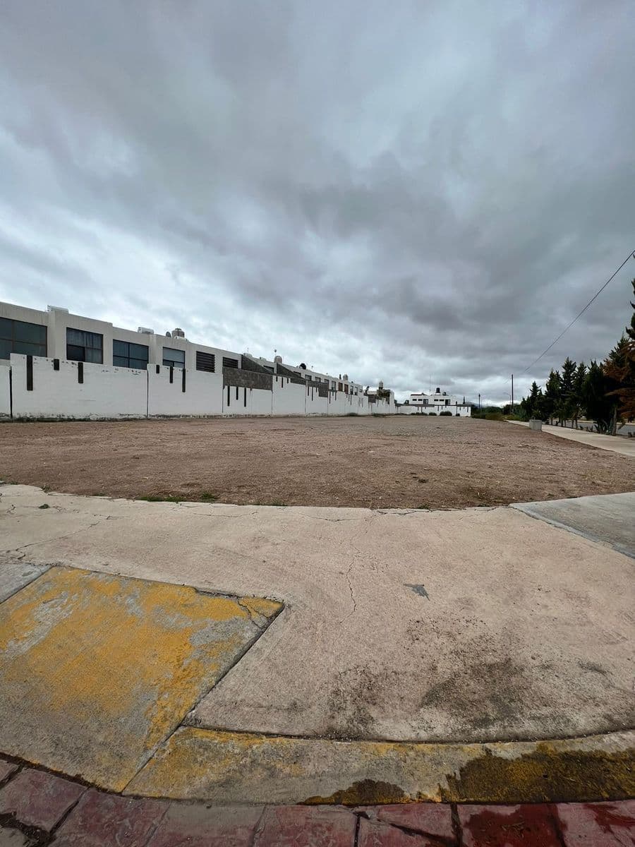 VENTA DE TERRENO VILLA DE POZOS 4