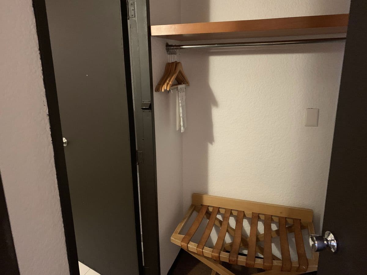 Hotel en venta, 80 habitaciones, centrico, muy acreditado y cuidado 3