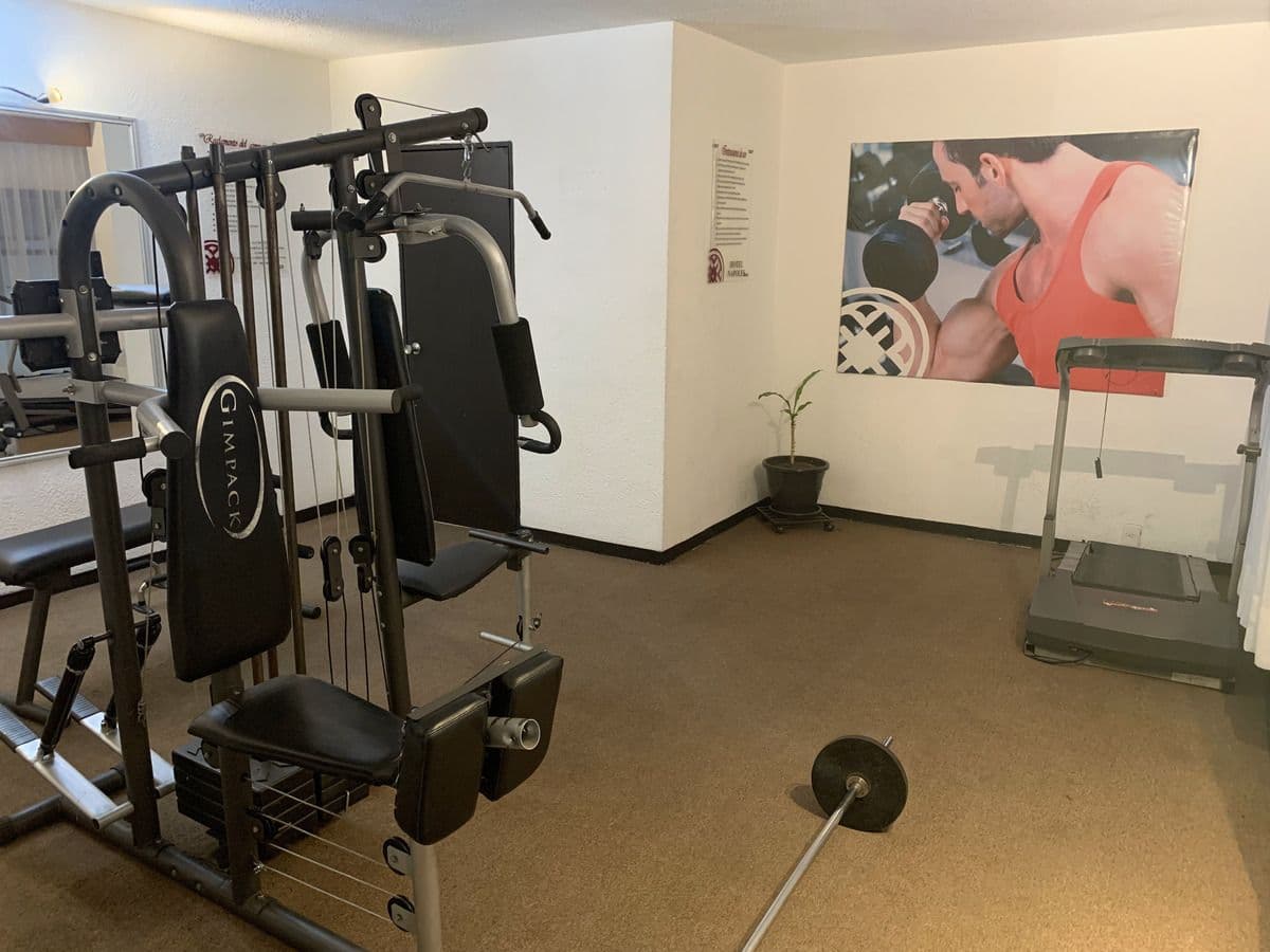 Hotel en venta, 80 habitaciones, centrico, muy acreditado y cuidado 5