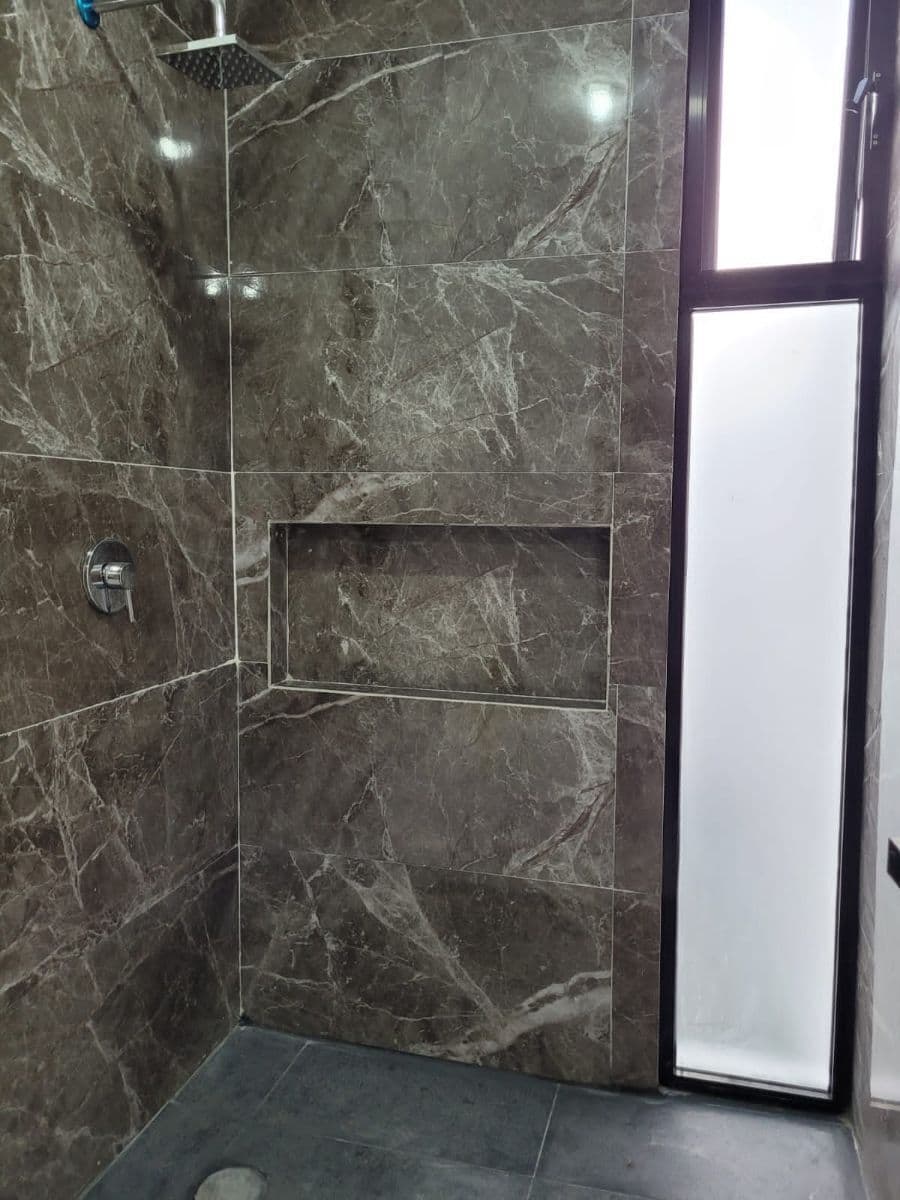 Casa en venta en Forja Real 3 recs 2 baños Roof con medio baño 3