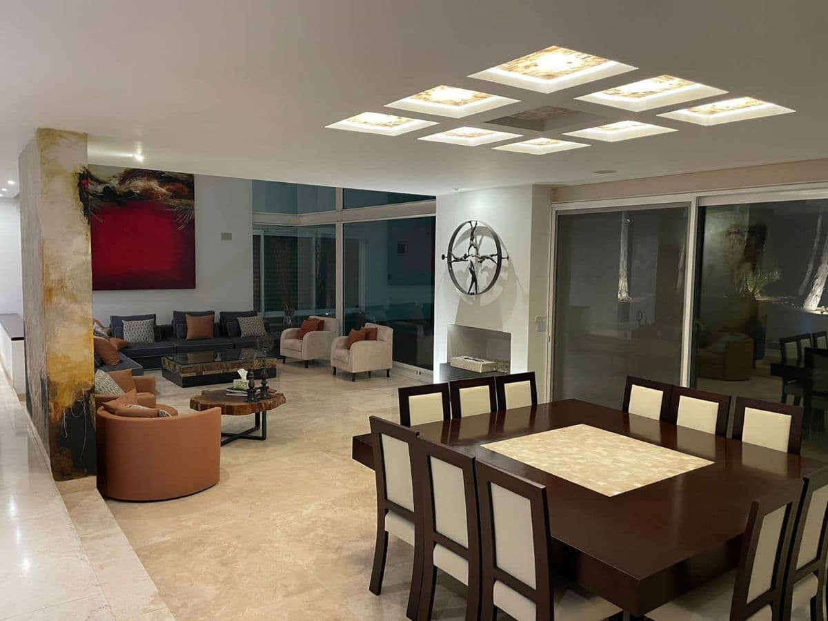 Casa en venta en el Club Campestre 3 recs 7 baños alberca frente Fairway 10
