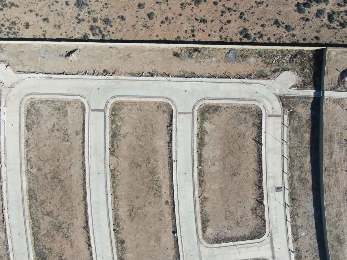 Terrenos en Gran Peñon en privada Canal de 200m2 caad uno 3
