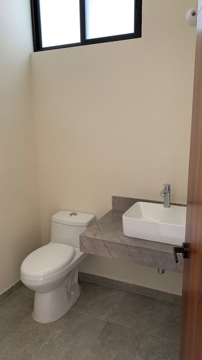 Casa en venta en San Angel 4. Flex en PB 3 recs PA 4.5 baños jardin 8
