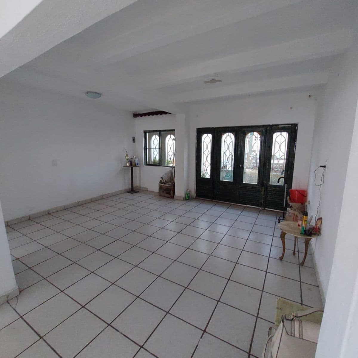 CASA EN VENTA , HIMNO NACIONAL 3