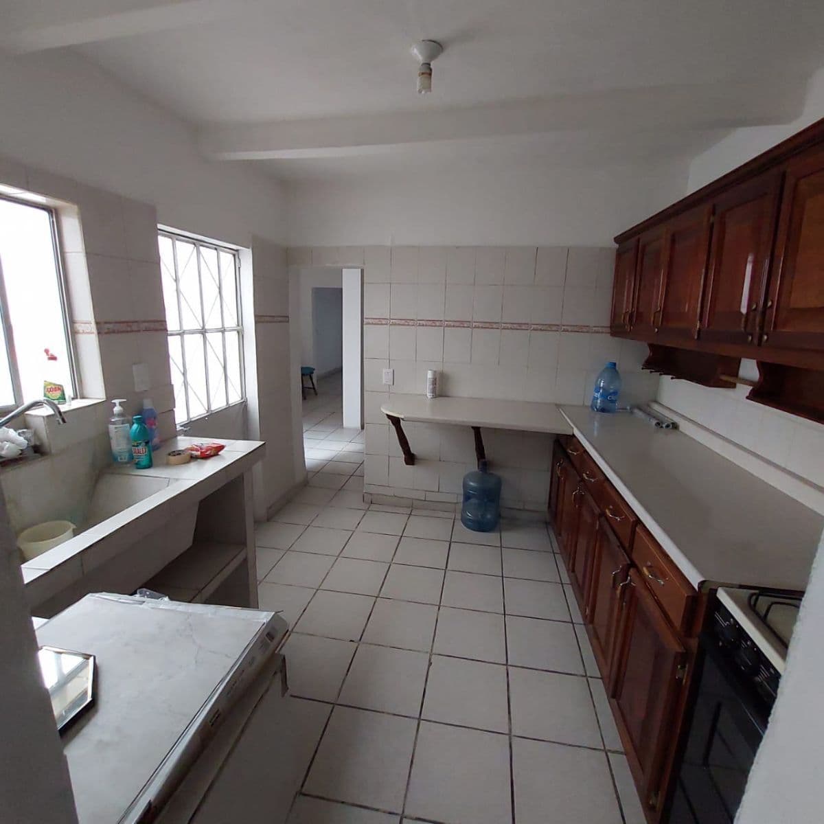 CASA EN VENTA , HIMNO NACIONAL 6