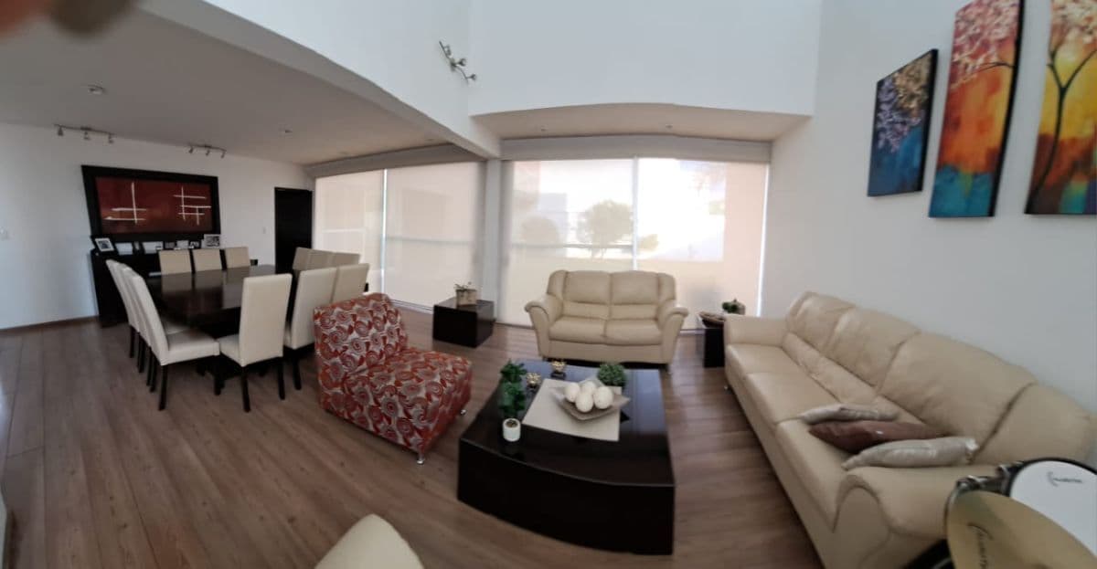 Residencia De Lujo con alberca y terraza panoramica en el Club de Golf La Loma 7