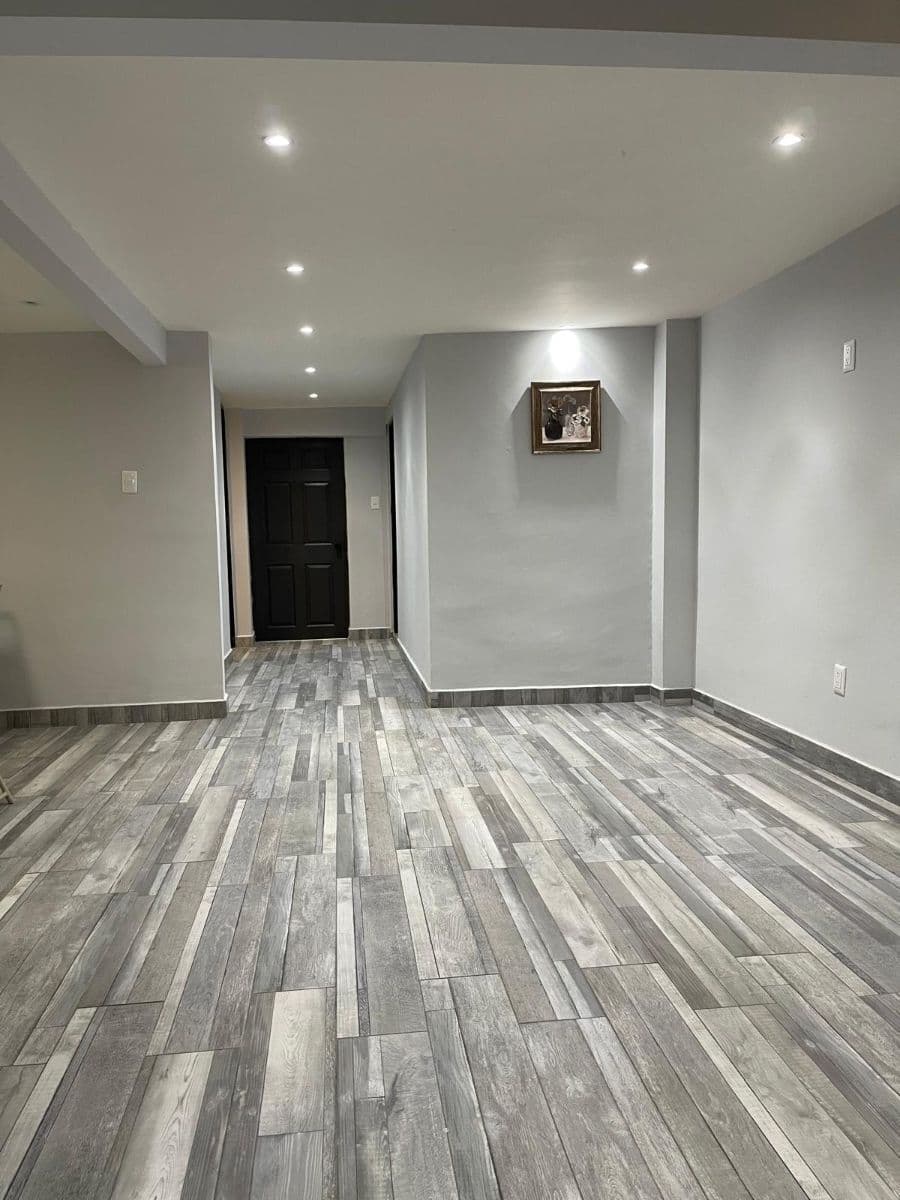 Casa en venta Himno Nacional 1a secc. 3 recs, 3.5 baño , roof c asador y baño 8