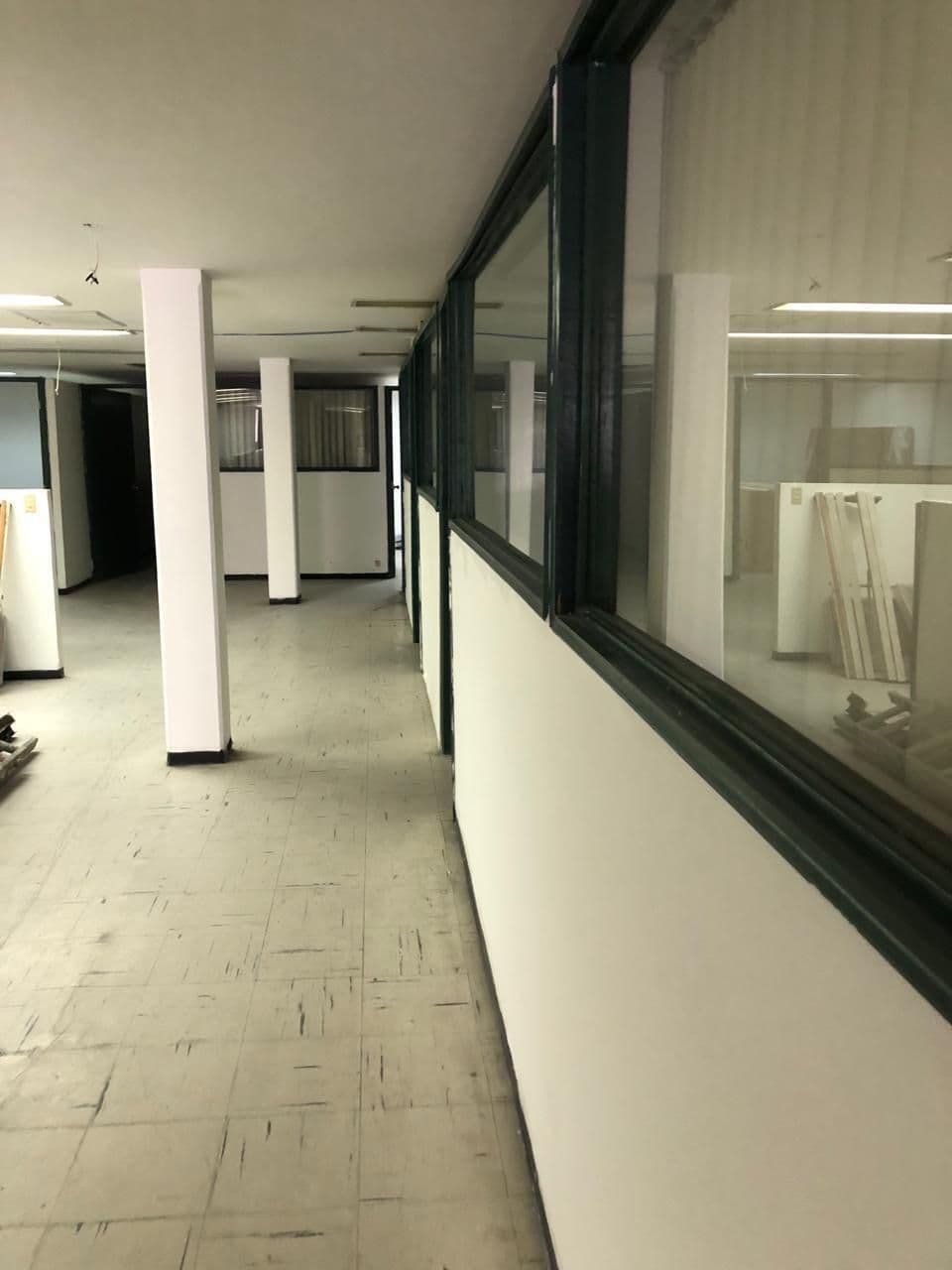 Oficinas en venta cerca de Julio Verne, Polanco, 23 espacios para oficina 300m2 3