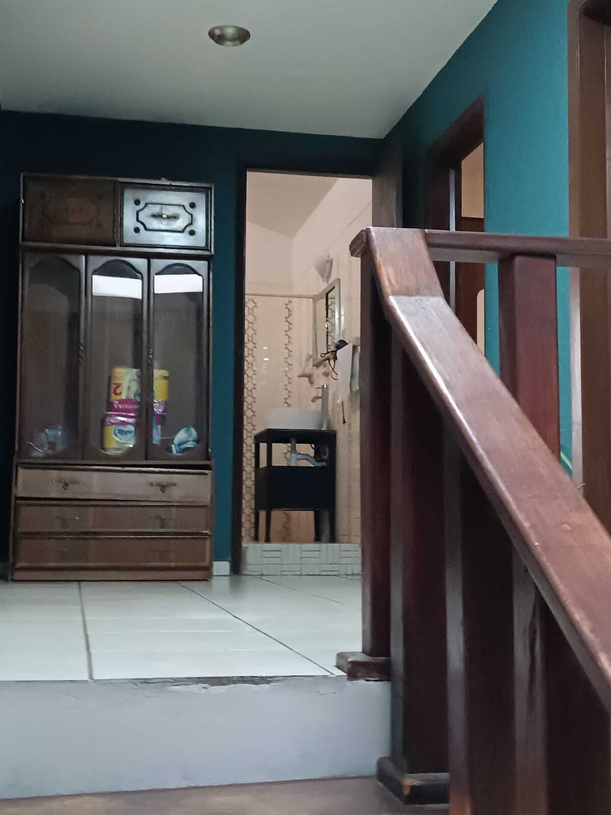 Casa en venta en La Colonia Moderna 4 recamaras 4 baños 2 plantas 4