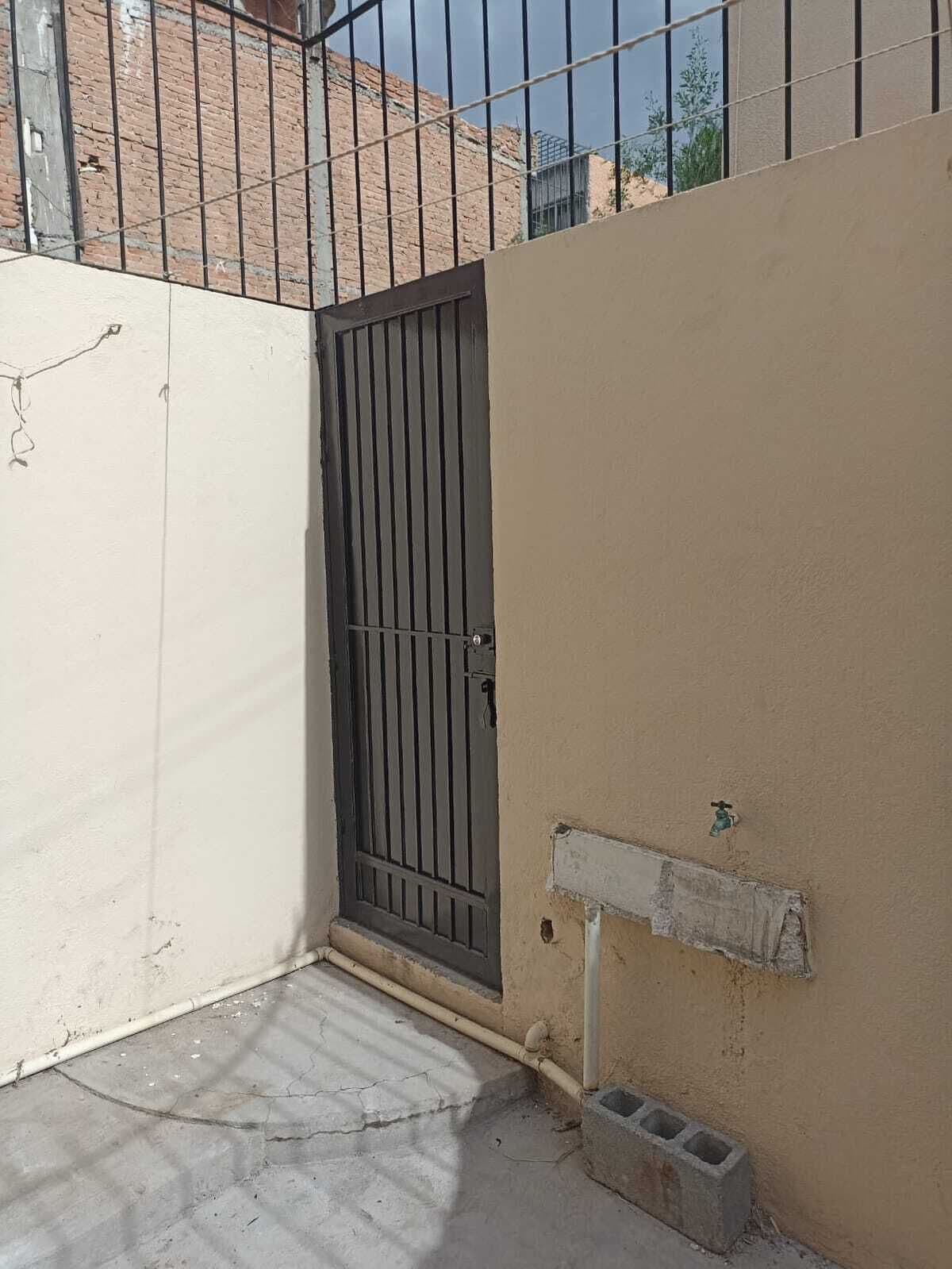 Casa en venta en Villas del Campestre frente al Punto Verde, 2 recs, 2.5 baños 12