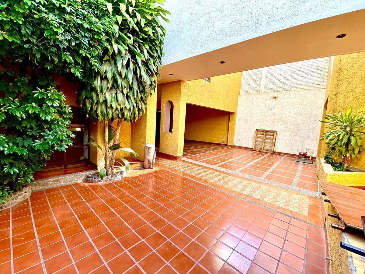 MUY CERCA DEL JARDIN DE TEQUIS, CASA EN VENTA POR GARCIA DIEGO, S.L.P. 4