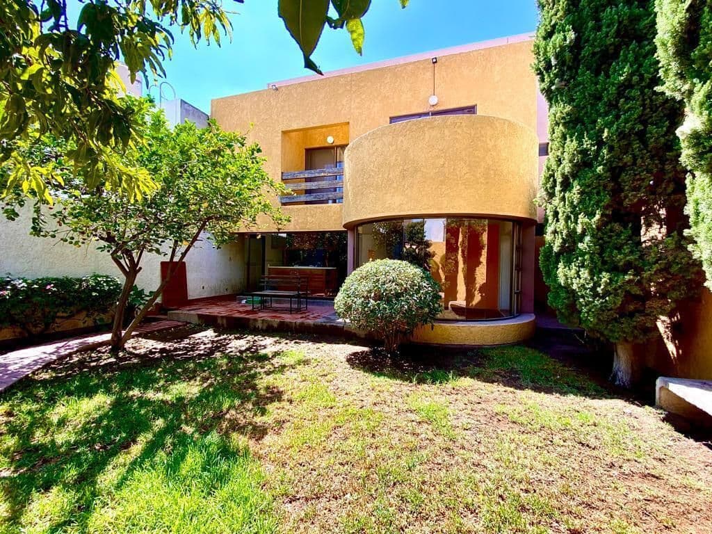 MUY CERCA DEL JARDIN DE TEQUIS, CASA EN VENTA POR GARCIA DIEGO, S.L.P. 11