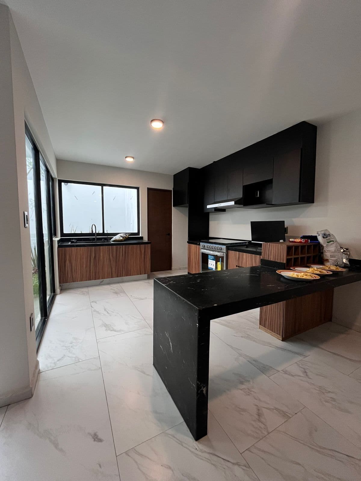 CASA EN VENTA EN FRACCIONAMIENTO COLMENA EN SAN LUIS POTOSI 1/14