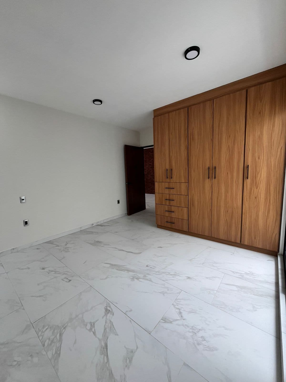CASA EN VENTA EN FRACCIONAMIENTO COLMENA EN SAN LUIS POTOSI 14