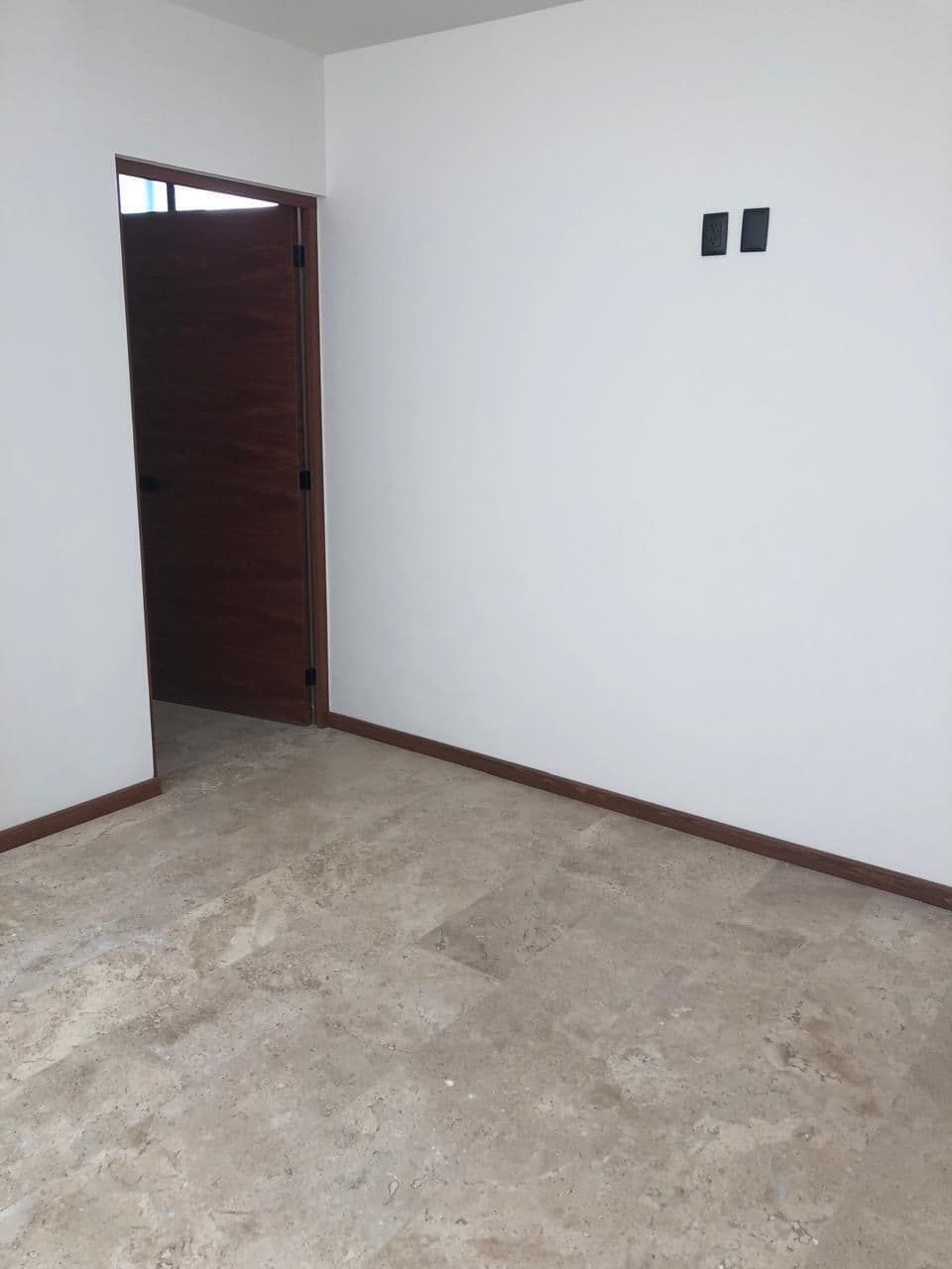 Casa en venta en San Angel 5, Recamara en Planta baja, 4 recs con baño, jardin 8