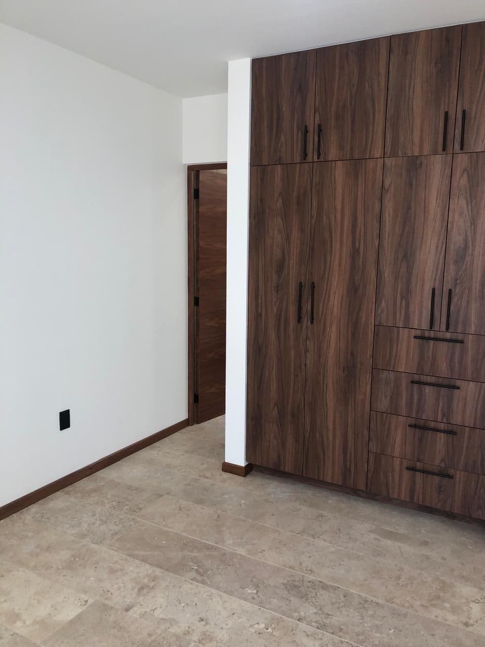 Casa en venta en San Angel 5, Recamara en Planta baja, 4 recs con baño, jardin 10