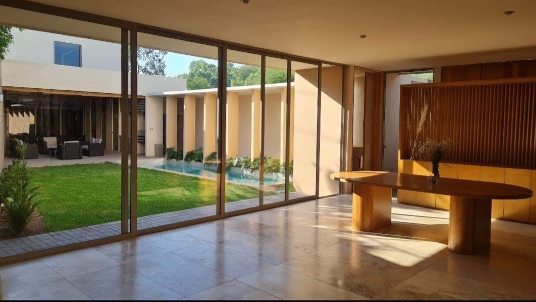 Casaen venta en el Club Campestre de San Luis,  recamara en planta baja, alberca 4