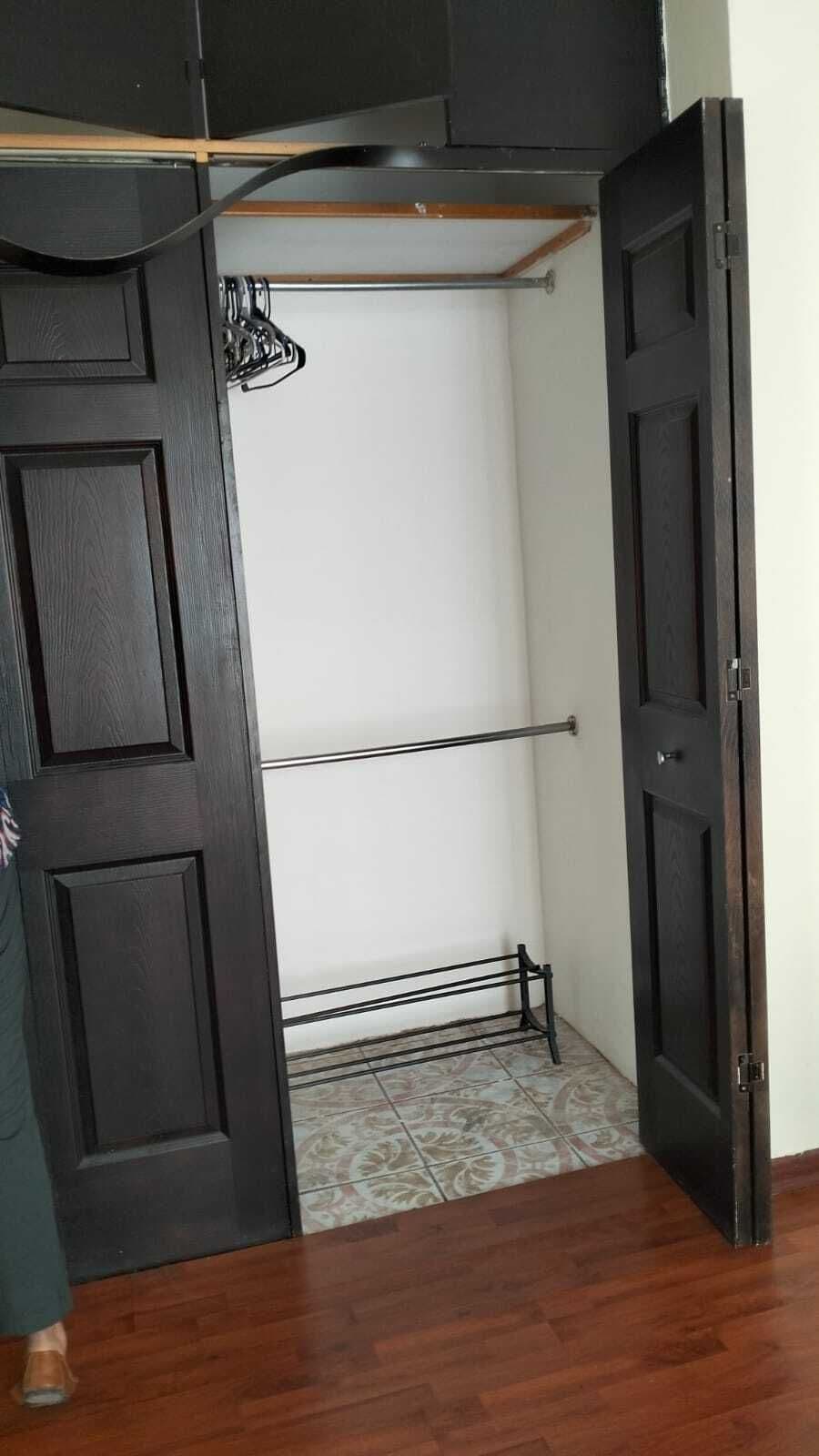 Casa en venta en jardines de Oriente 4 recámaras 2 baños 2 medios baños 6