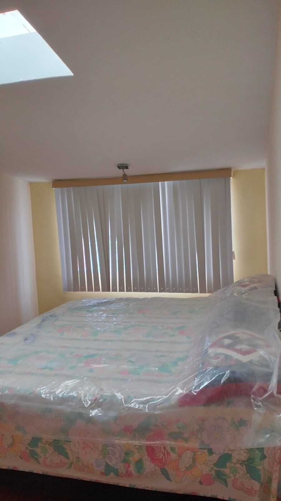Casa en venta en jardines de Oriente 4 recámaras 2 baños 2 medios baños 4