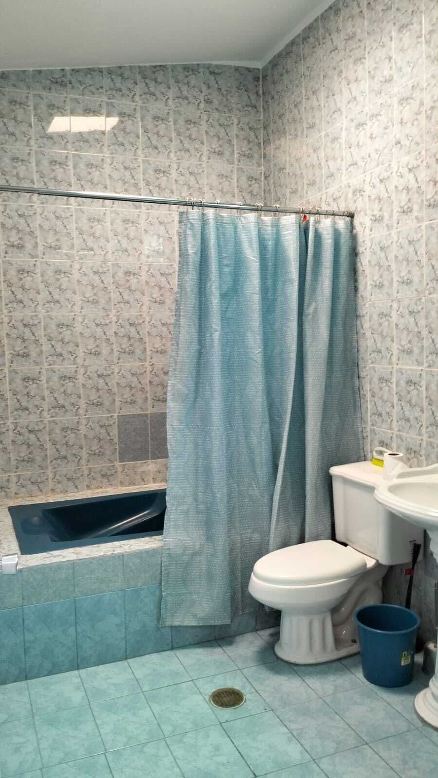 Casa en venta en jardines de Oriente 4 recámaras 2 baños 2 medios baños 12