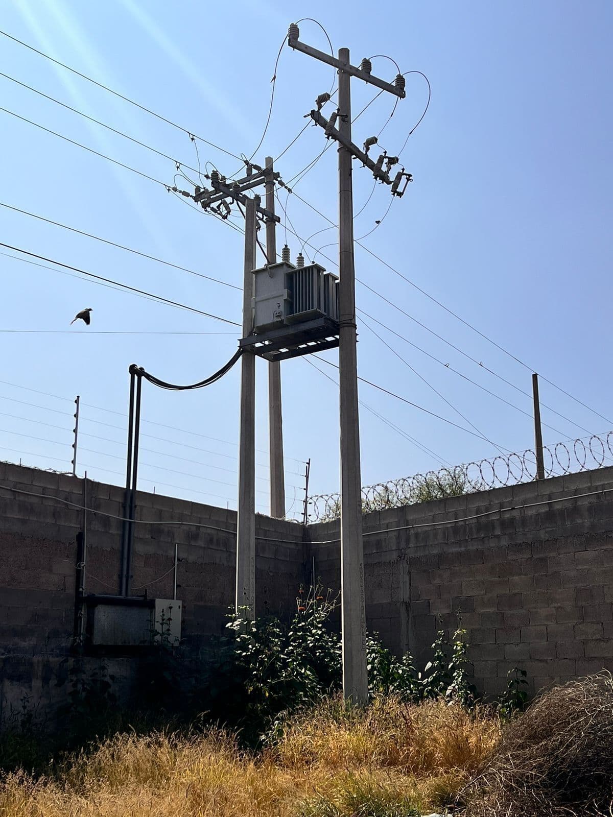 Bodega industrial en venta, cerca a la nueva vía a zona industrial y el peri 14