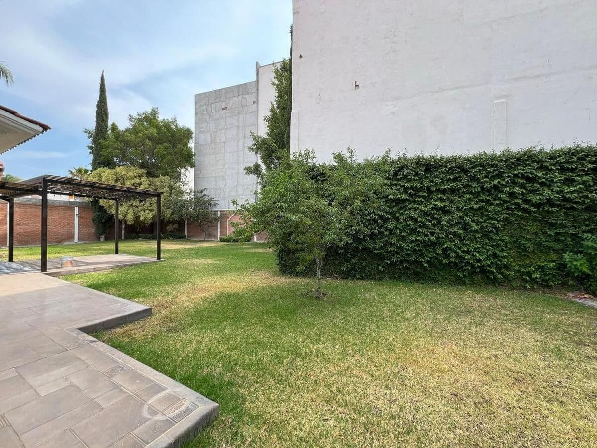 Hermosa residencia en Venta ! 13