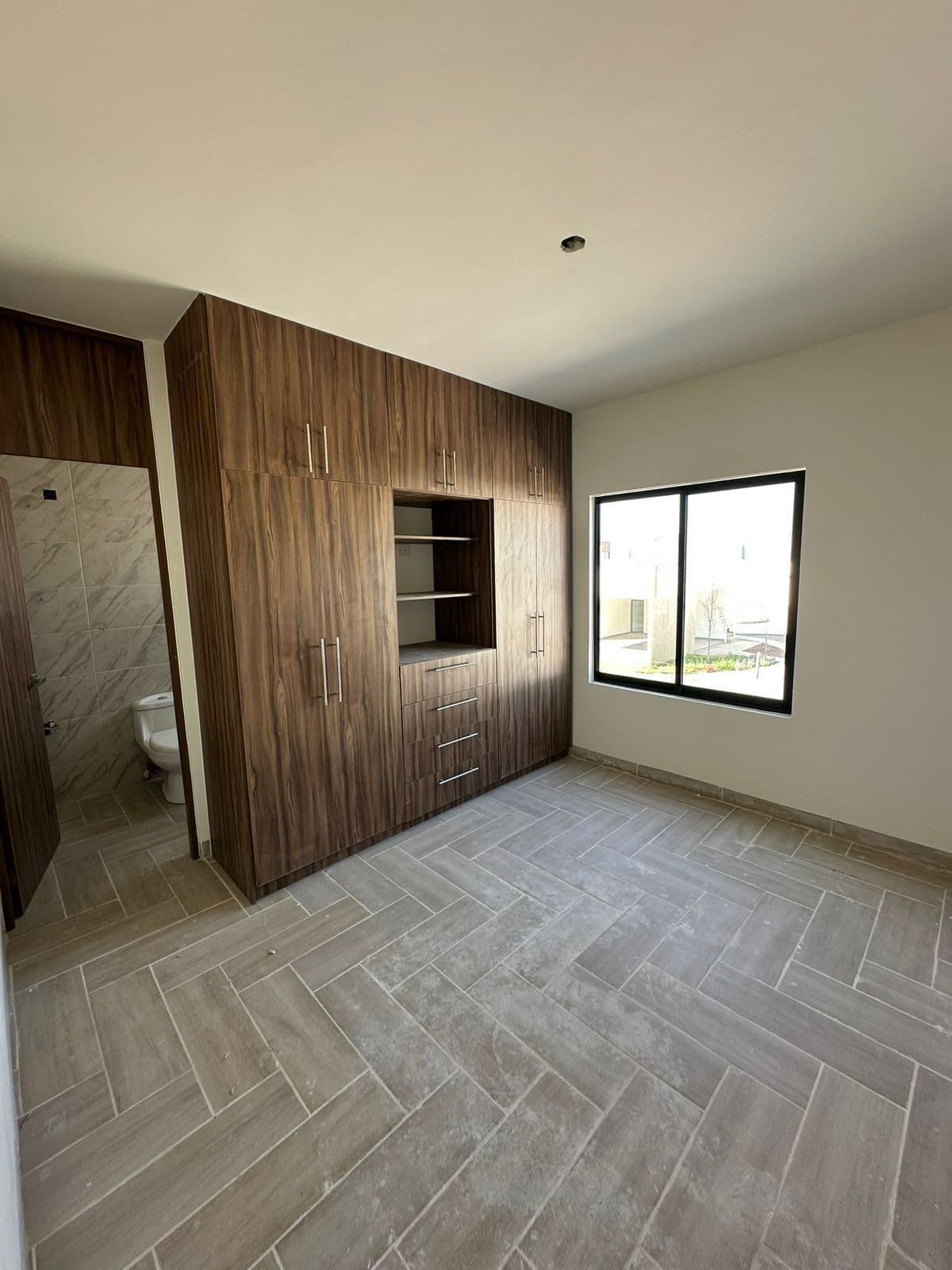 Casa en venta Privada Sotavento vigilancia amenidades 3 recs 3.5 baños jardin 9