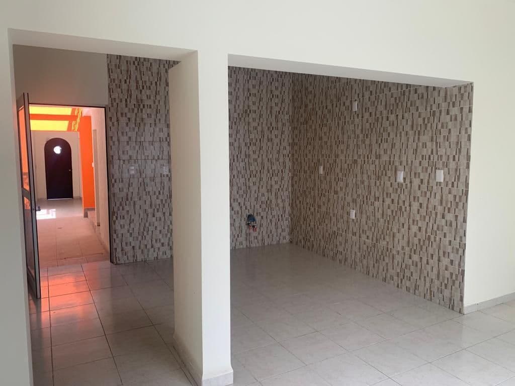 Casa en venta zona centro 3 recs 3 baños amplia terraza 5