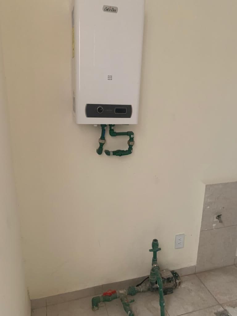 Casa en venta zona centro 3 recs 3 baños amplia terraza 12
