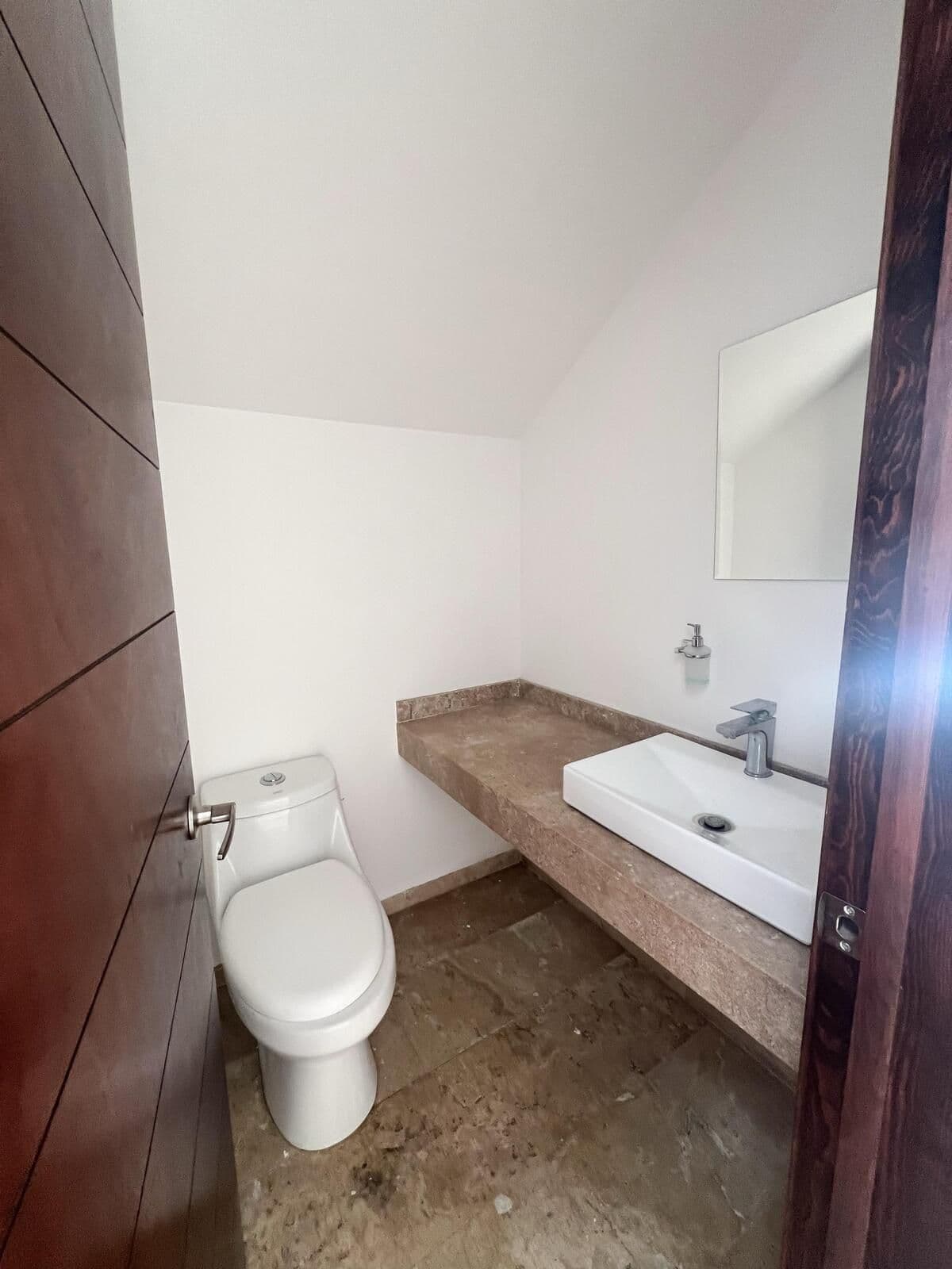 Casa en venta en Lomas de Chapultepec 3 recs 3.5 baños, jardin. 5