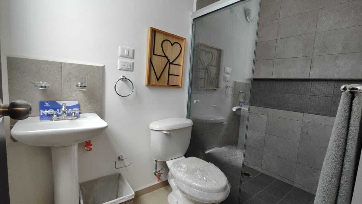CASA EN VENTA EN PRIV. AVANTHO, S.L.P. 10