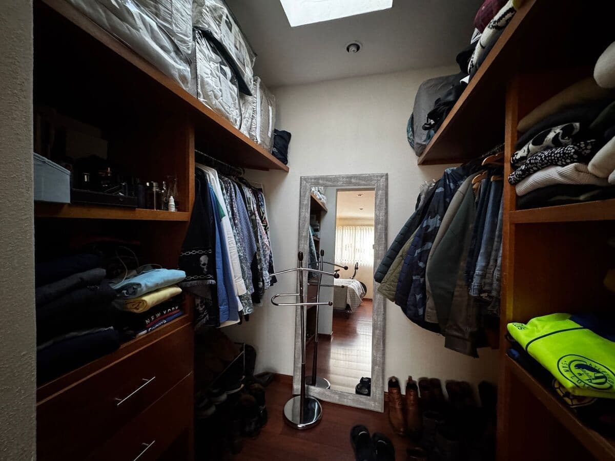 Casa en Venta en Lomas del Tecnológico en esquina. 14