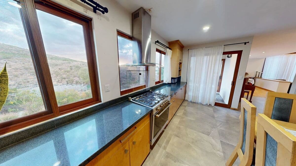 Casa en Venta en Club de Golf La Loma con Piso Radiante. 6