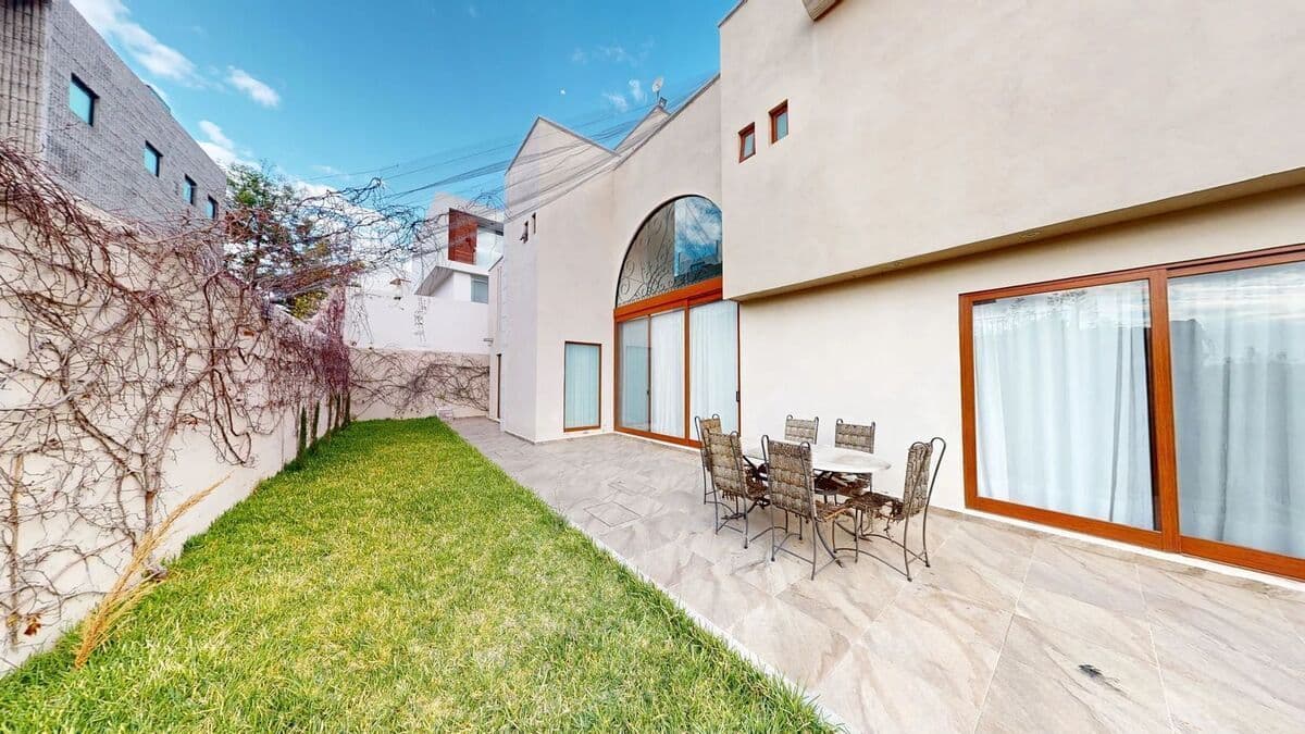 Casa en Venta en Club de Golf La Loma con Piso Radiante. 10