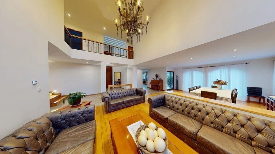 Casa en Venta en Club de Golf La Loma con Piso Radiante. 12