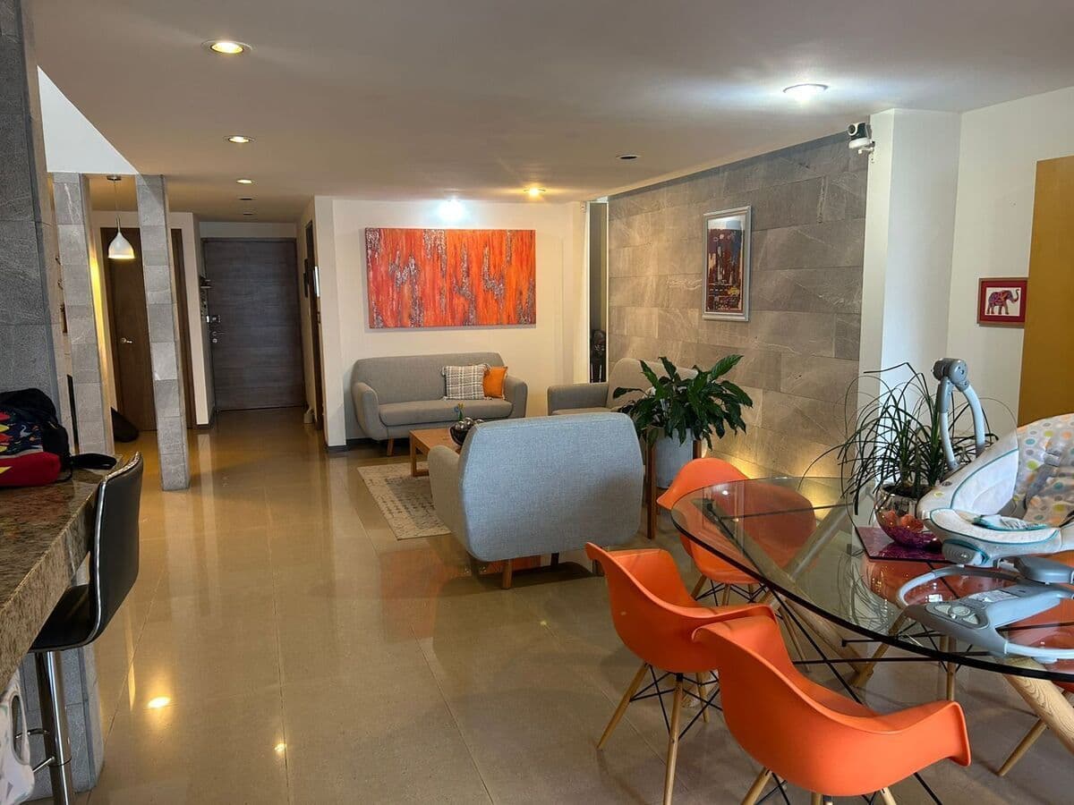 Casa en venta en Lomas 4a secc 3 recs 2.5 baños, jardin, jacuzzi, terraza 1/14