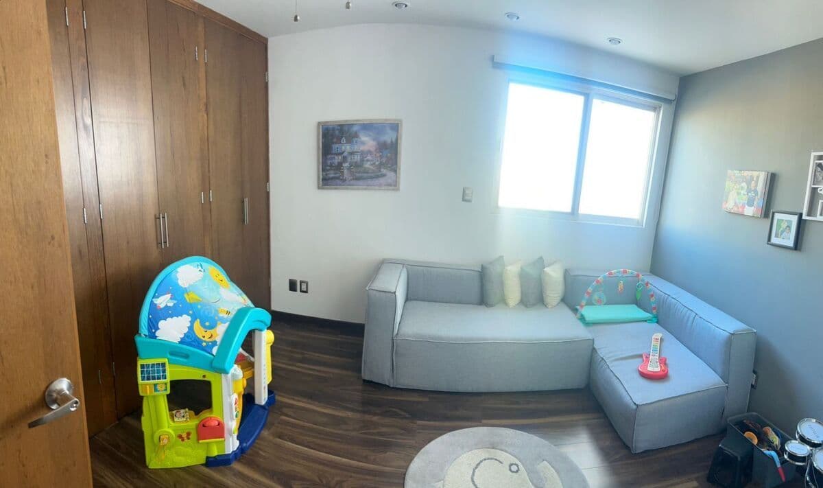 Casa en venta en Lomas 4a secc 3 recs 2.5 baños, jardin, jacuzzi, terraza 13