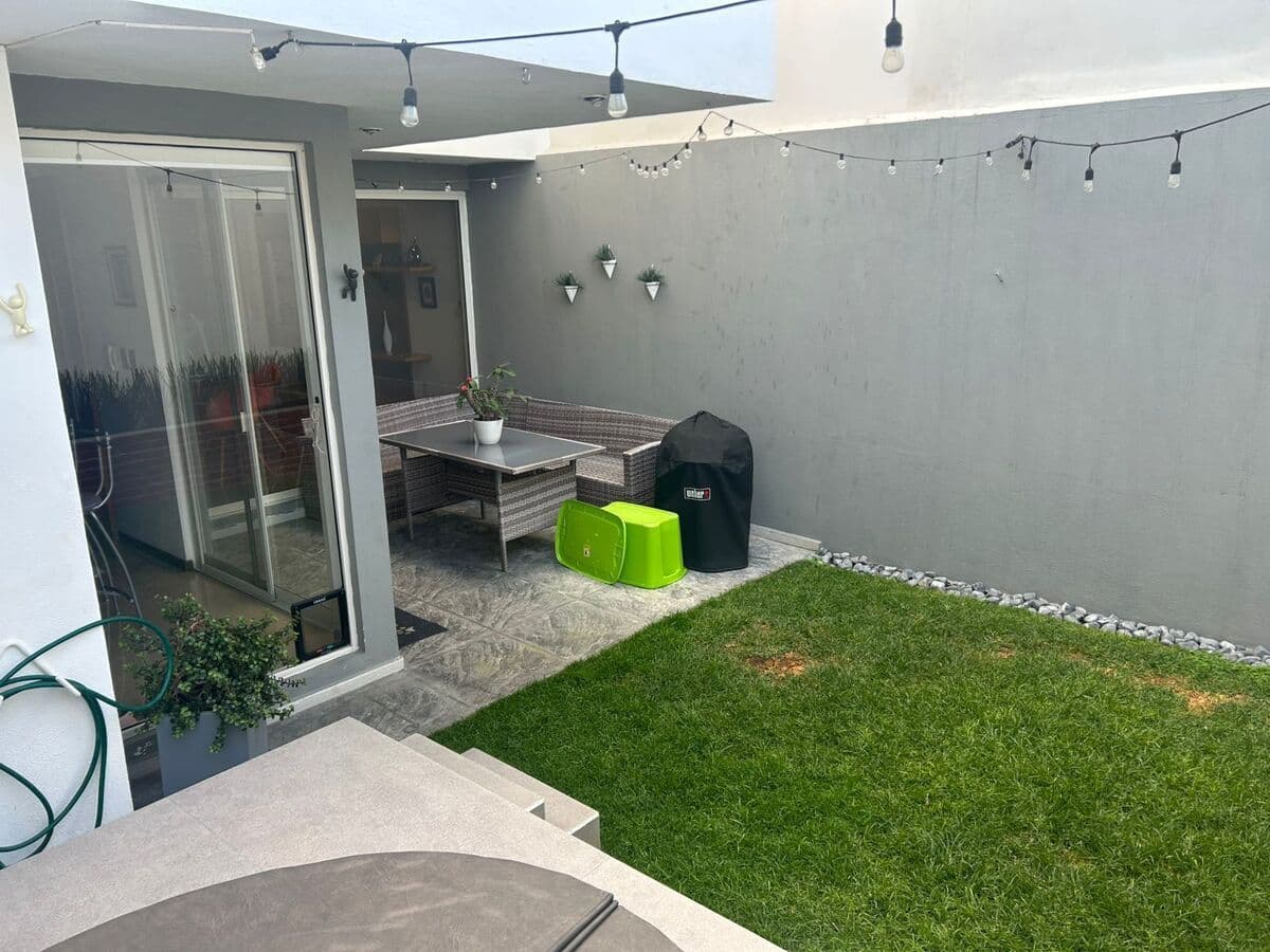 Casa en venta en Lomas 4a secc 3 recs 2.5 baños, jardin, jacuzzi, terraza 8