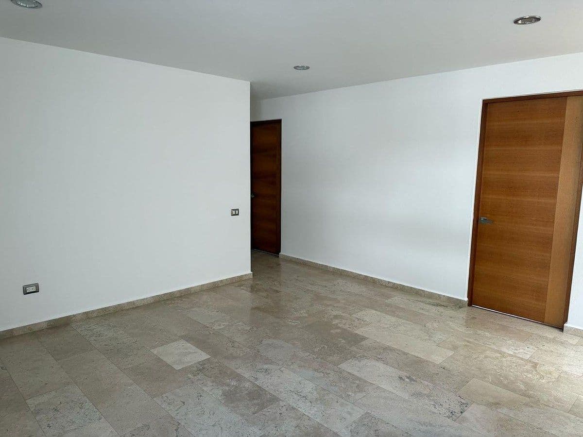 Venta de casa en Club de golf la loma 4