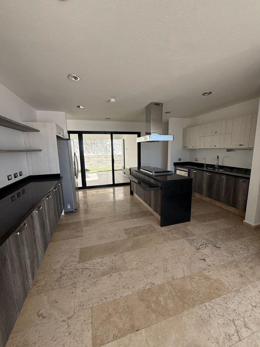 Venta de casa en Club de golf la loma 10