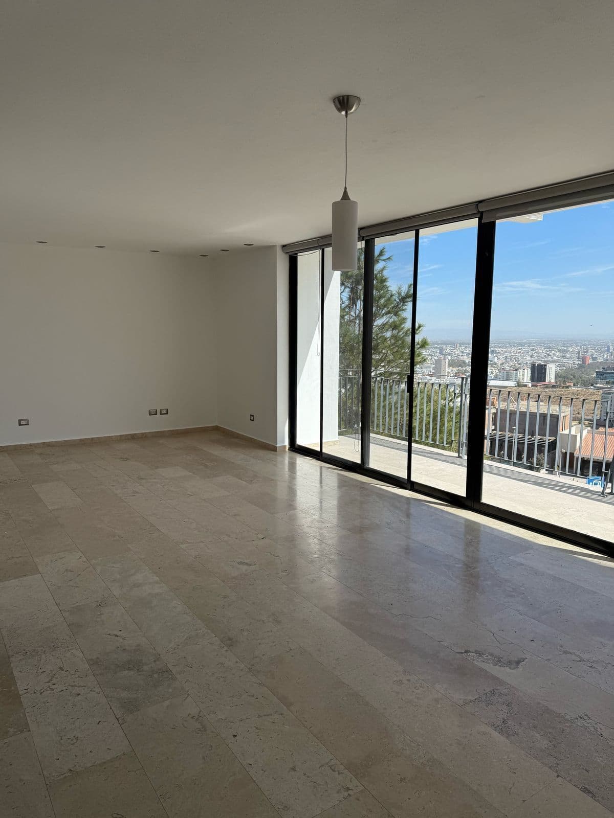 Venta de casa en Club de golf la loma 13